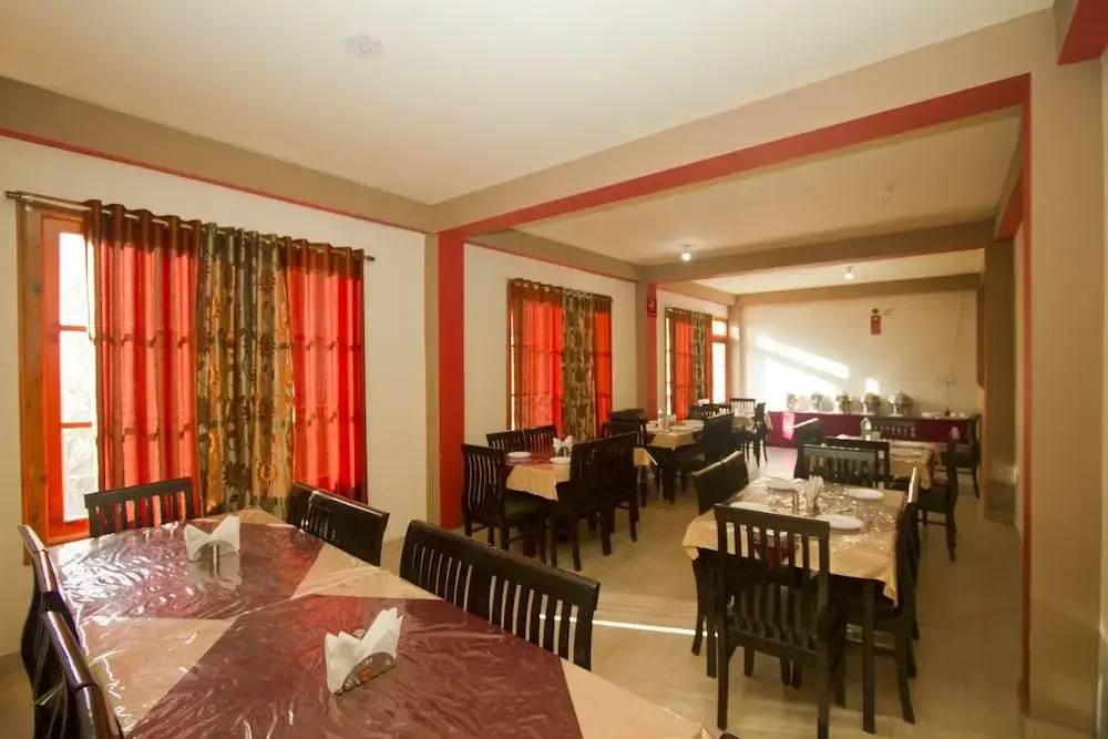 Hotel Eco Groves
