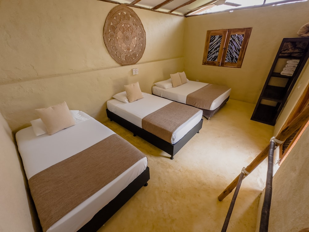 Makai Beach Hostel