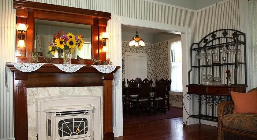Case Ranch Inn
