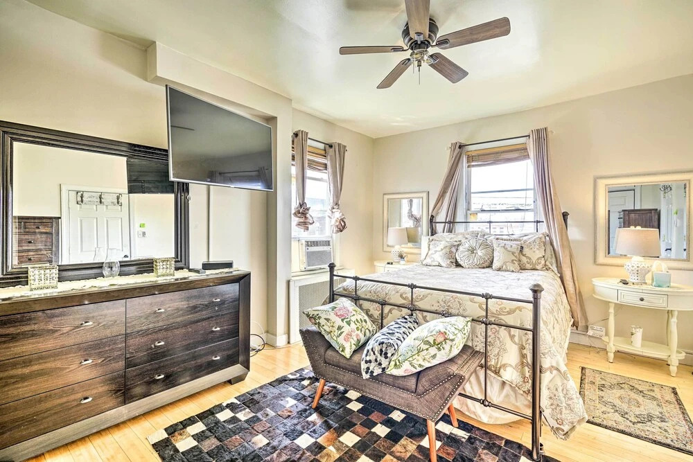 Long Branch Apartment: 1 Mi to Beach, Pier Village