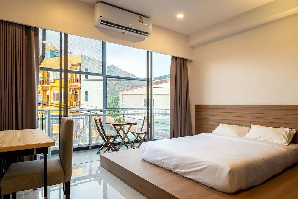 Stay@kata Poshtel