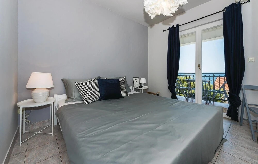 Five-Bedroom Holiday Home Primosten With Sea View 06
