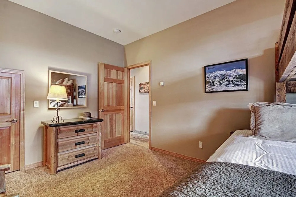 Corral 306E