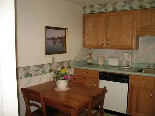 Lakeshore Bed & Breakfast