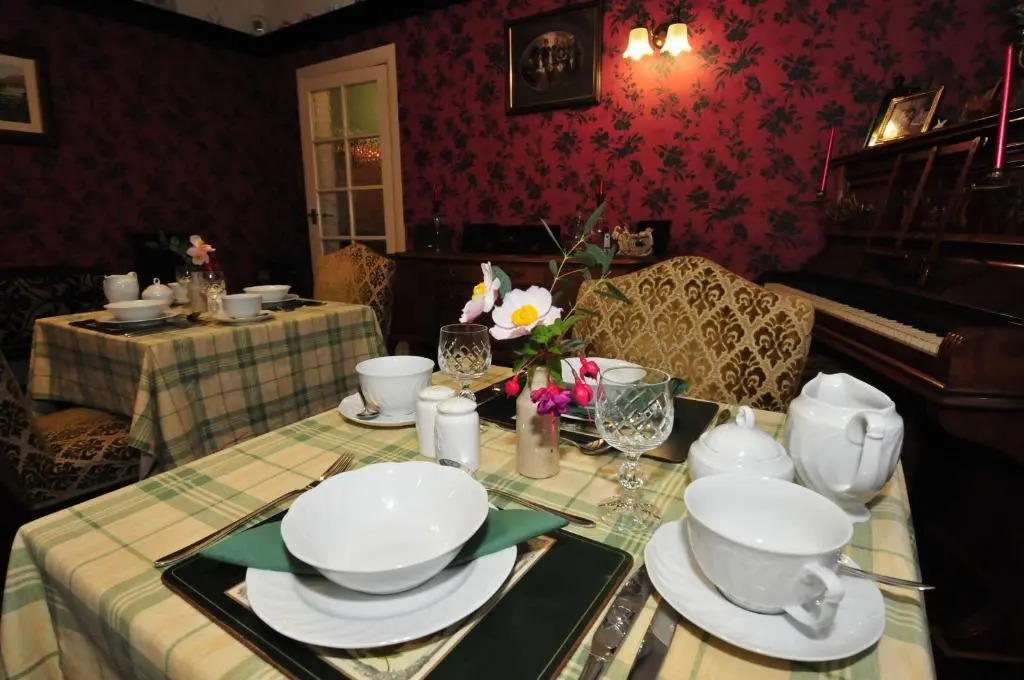 Ashtree House Bed And Breakfast