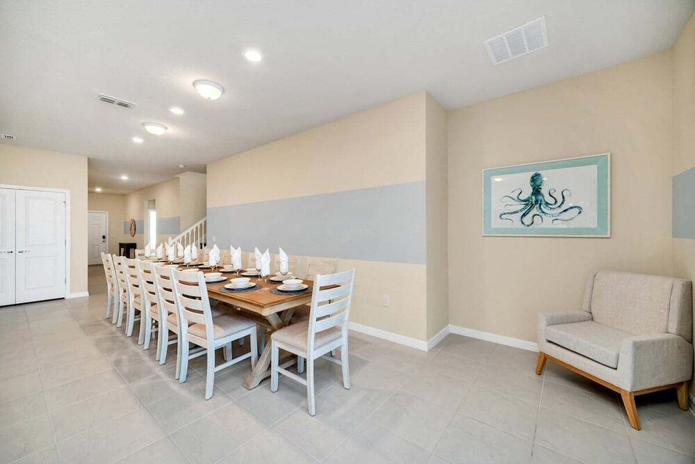 2130lc · Brand New 9Bd Mansion Pool/ Spa At Windsor Island