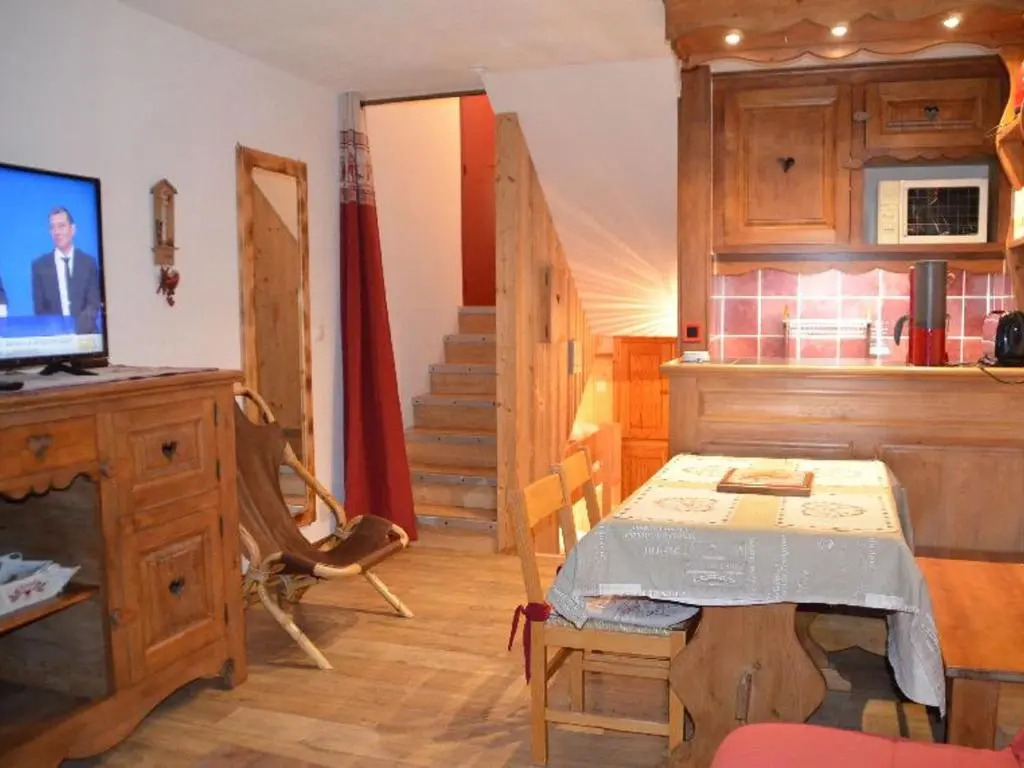 Appartement Les Menuires, 1 pièce, 4 personnes - FR-1-452-151