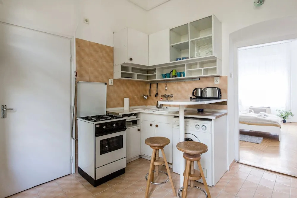 Erzsebet 53 Apartment