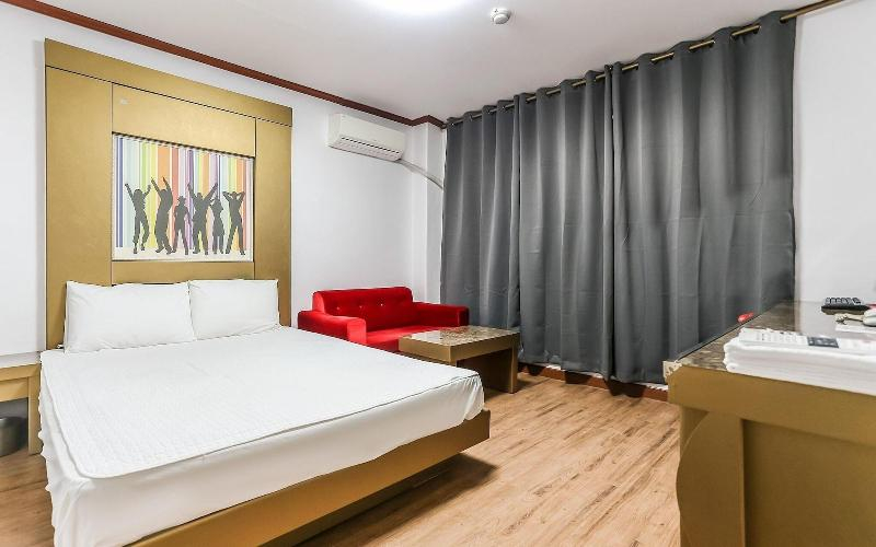 Sokcho Two Wheels Motel