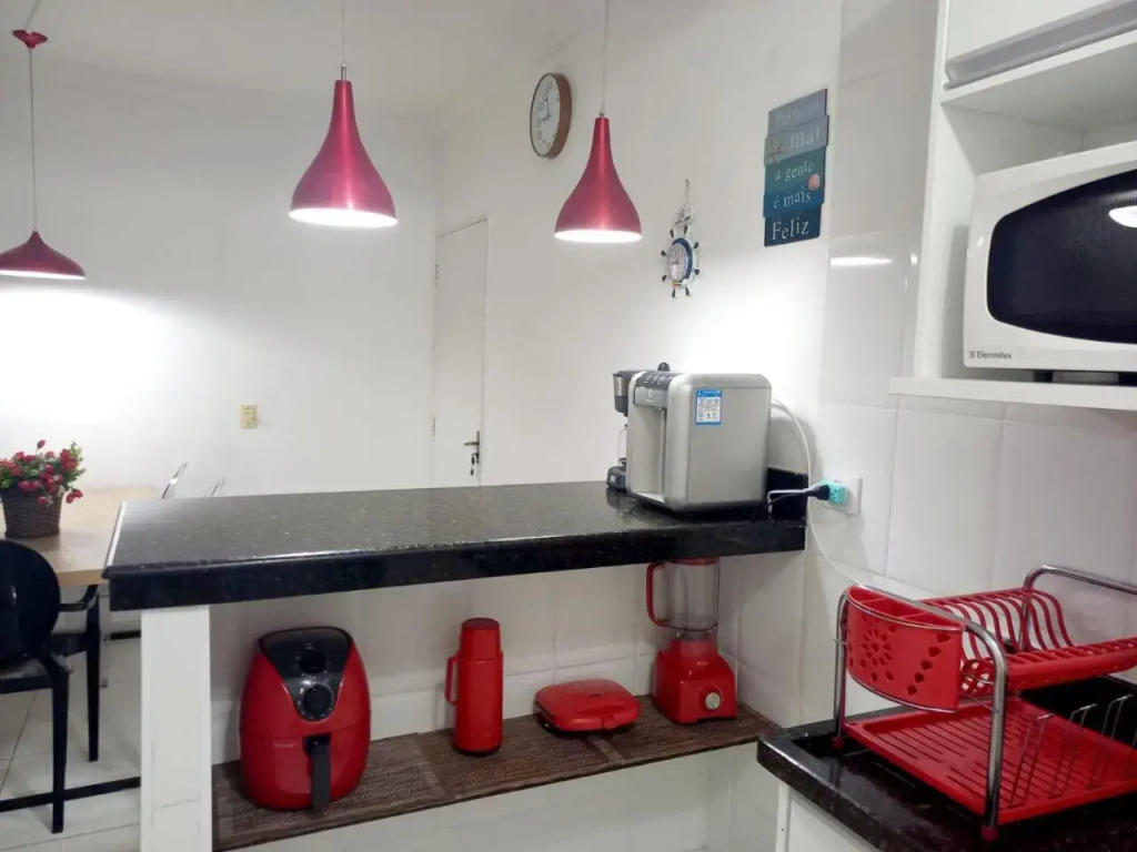 Apartamento Enseada Rua Colômbia