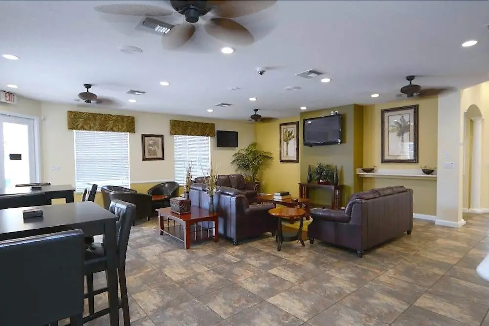 Lake Berkley Resort 1003 - Seven Bedroom Villa with Private Pool