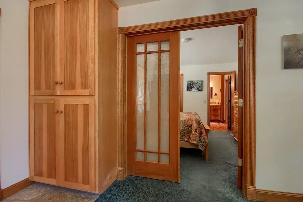 Jolie Cabin