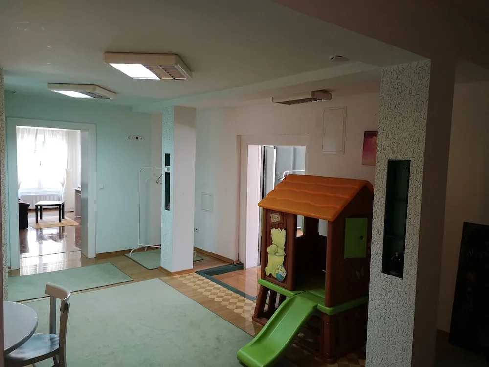 Rooms 4 Rivers