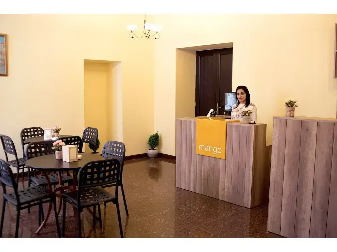 Hostel Nreni