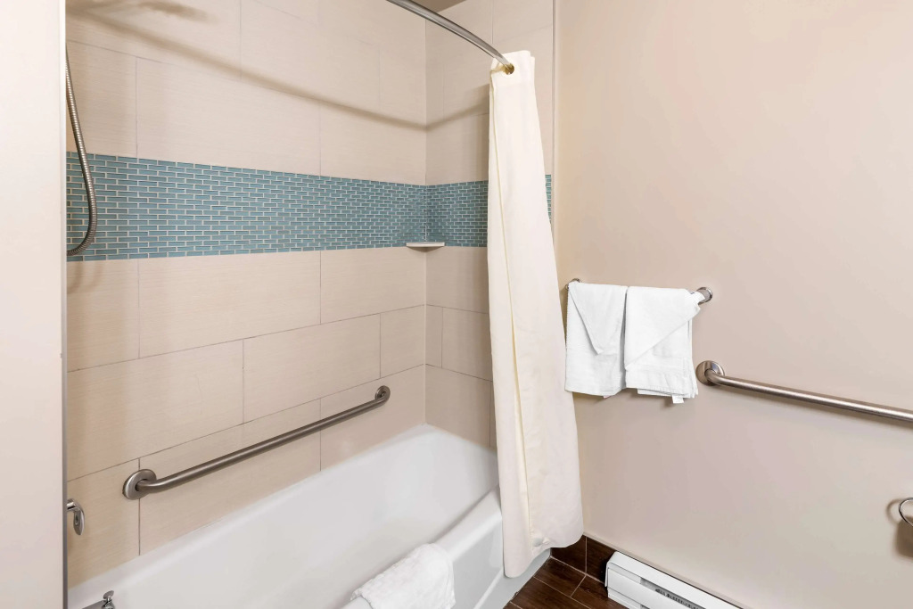 Best Western Plus Hotel Montreal