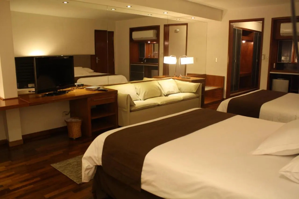 Yacht & Golf Club Paraguayo, a Tribute Portfolio Resort