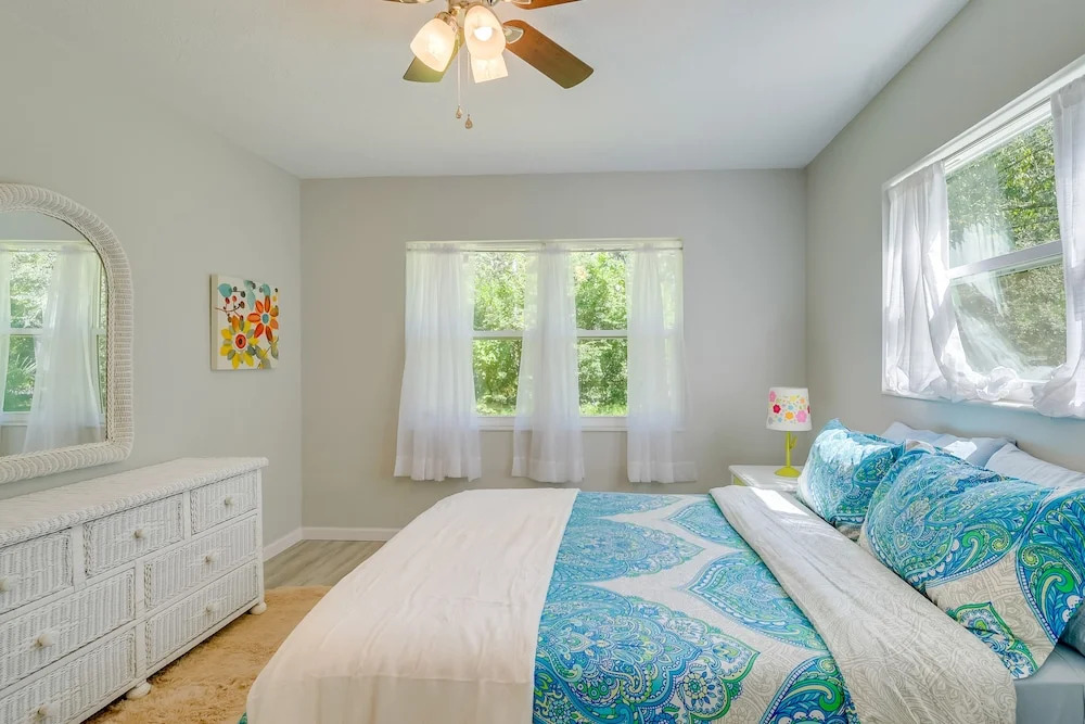 Single-story Ocala Home w/ Porch - Near Wec!