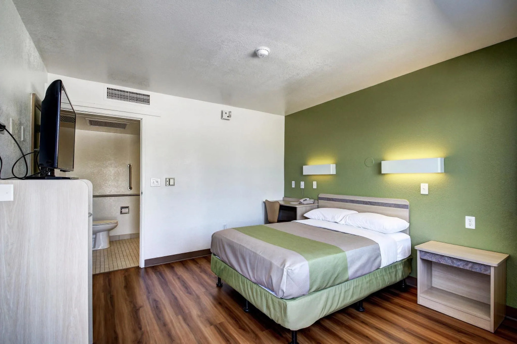 Econo Lodge Midvale