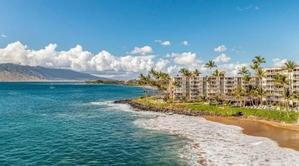 Kamaole Nalu, #106 2 Bedroom Condo by RedAwning