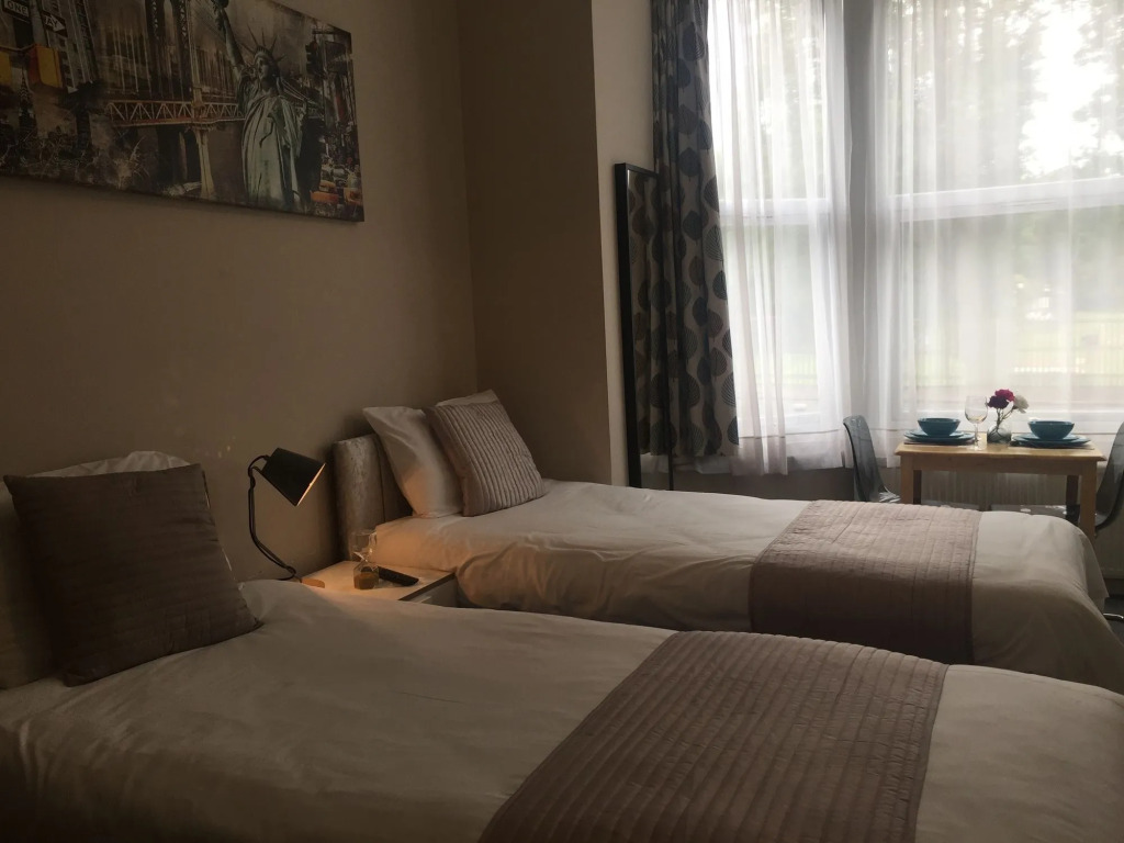 United Lodge Hotel & Apartments