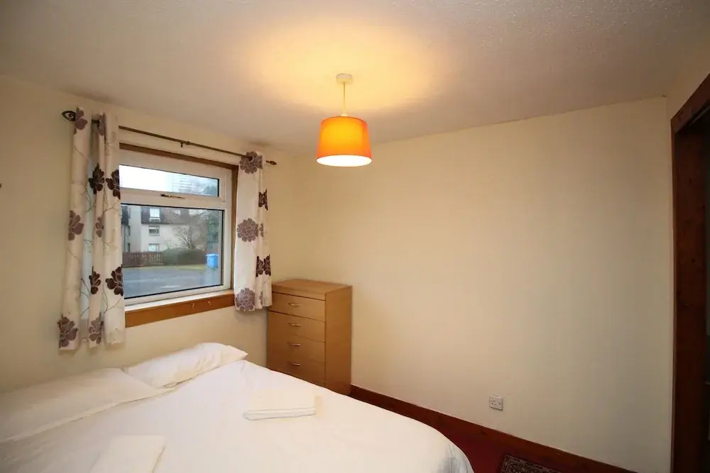 NEW 2BD Flat With Garden Views - West End Glasgow