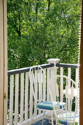 Armstrong Inns Bed and Breakfast