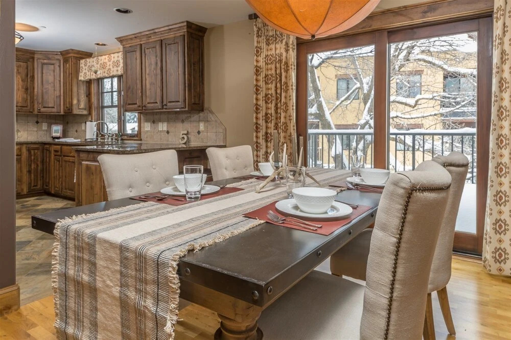 Bozeman - Main Street Retreat