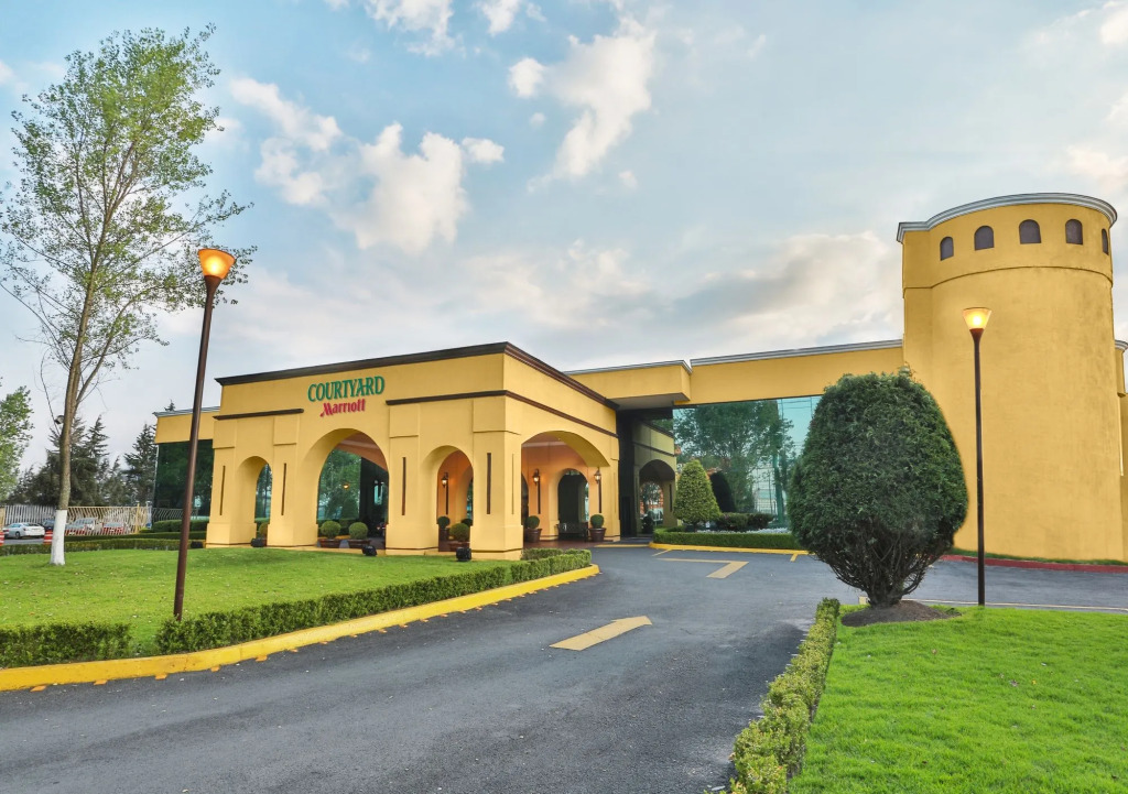 Courtyard by Marriott Toluca Airport