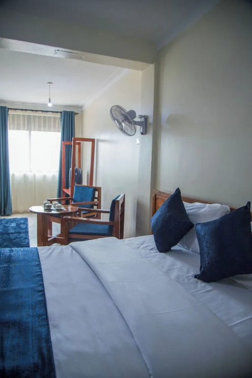 The Nile Luxe Hotel