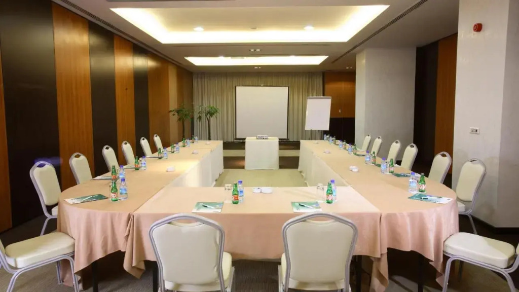 ADM Grand Hotel