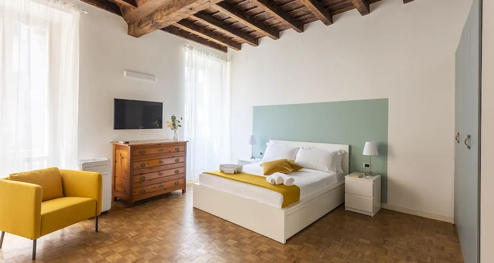 JOIVY Charming Flat Next to Duomo di Como
