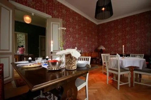 Tingsholm Festvåning, Konferens, Vandrarhem