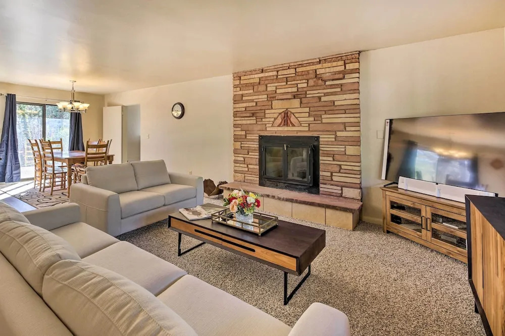 'lakeside Traditions' Arizona Home w/ Game Room!