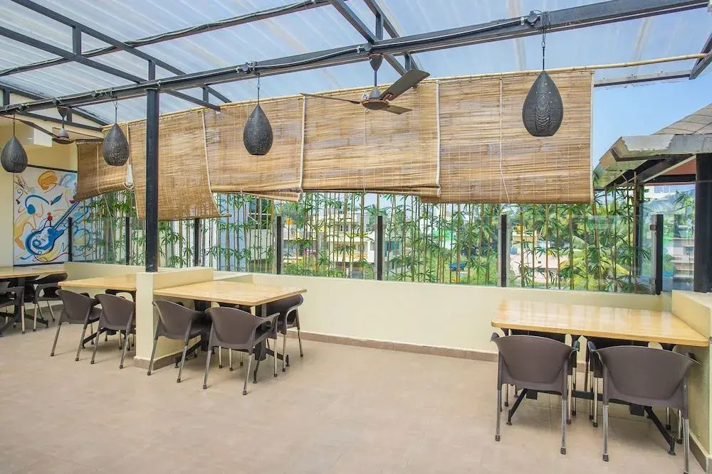 Chairmen's Hotel By OYO Rooms