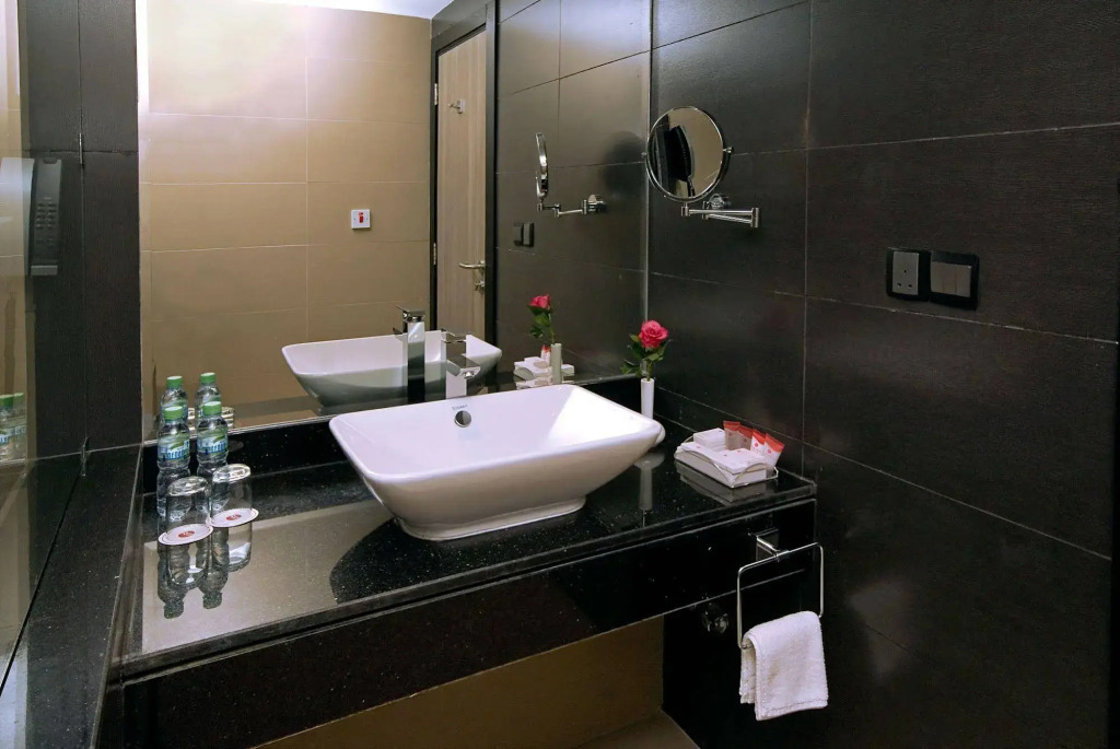 Mira Hotel Corniche