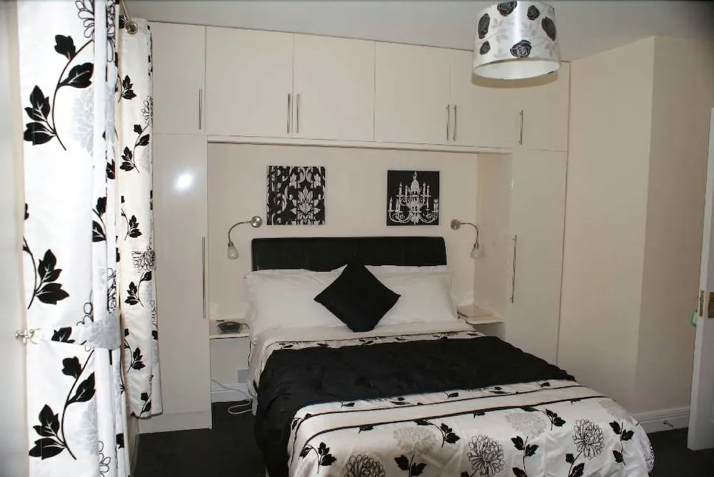 Eske Villa Bed & Breakfast
