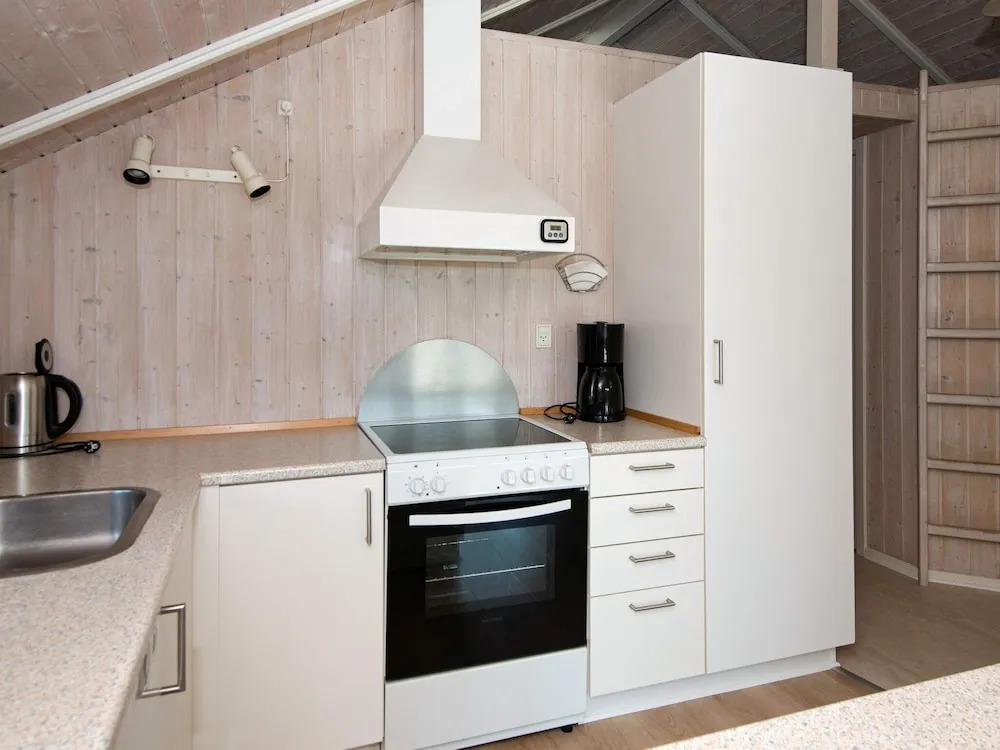 Spacious Holiday Home in Hemmet With Whirlpool