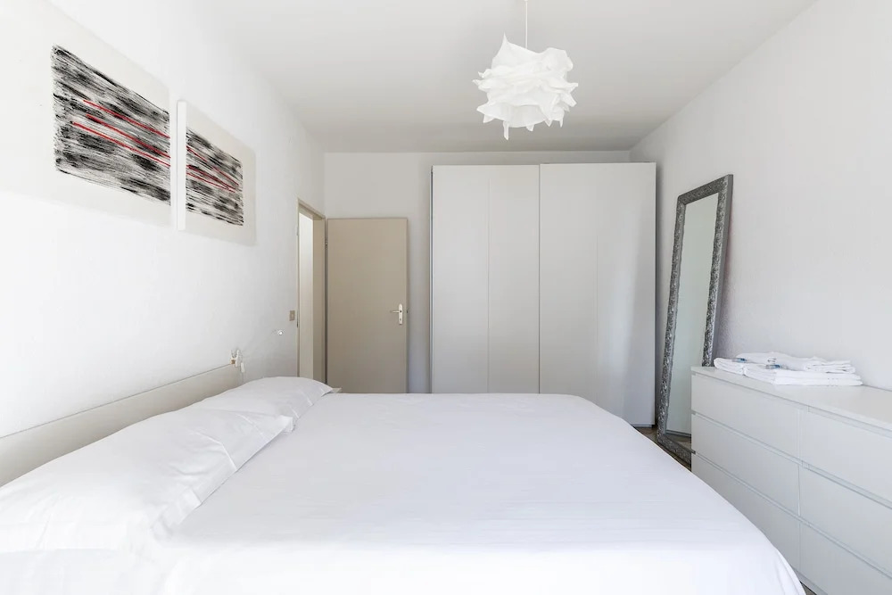 Bell Apartment