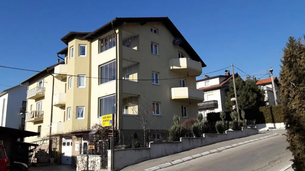 Apartment Mario
