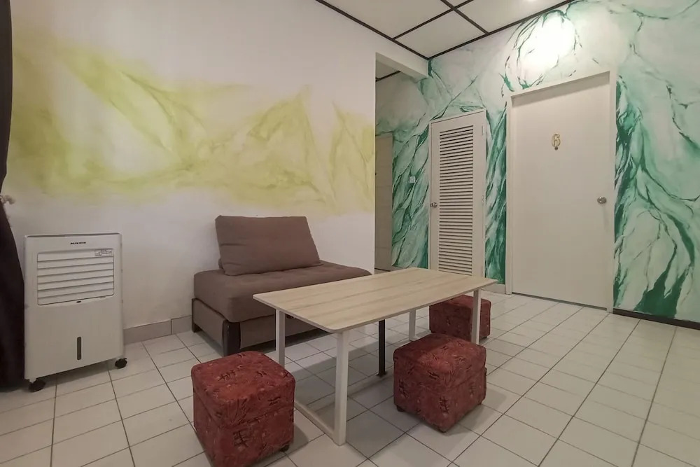 OYO 90258 Natol Venice Homestay