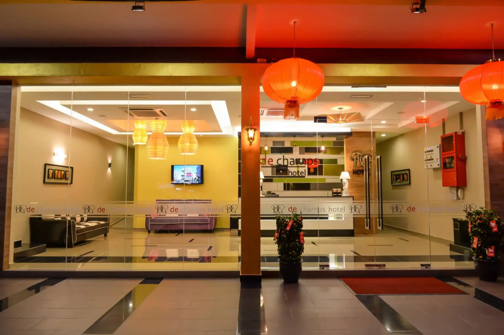 De Champs Hotel