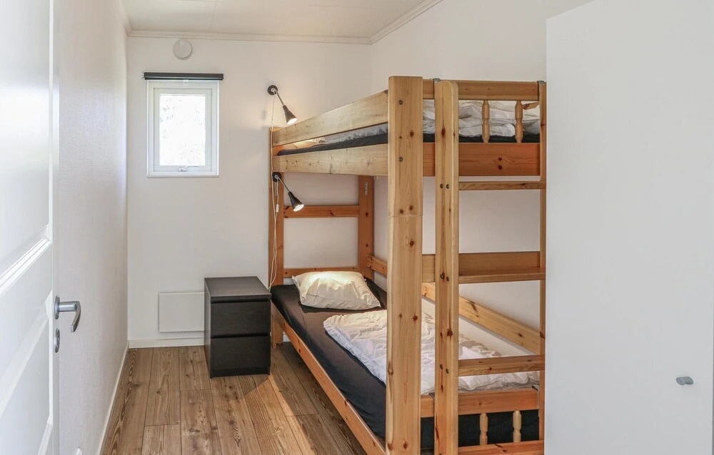 Lovely Home In Löttorp With Wifi