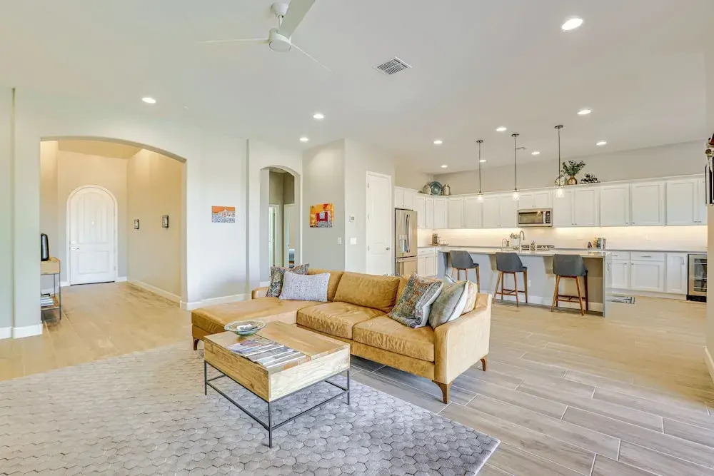 8 Mi to Goodyear Ballpark: Golf Getaway w Patio