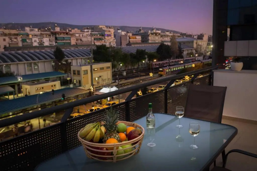 Athens Brand New Apartment right on Metro Square-3rd Floor