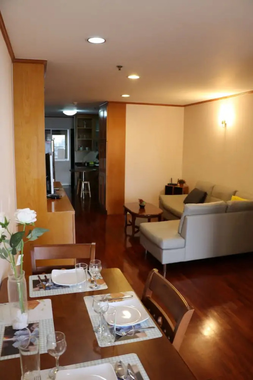 Downtown Apartment near BTS Station
