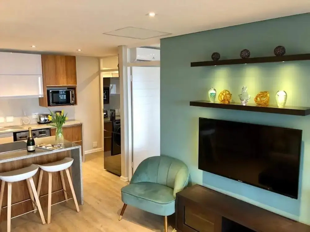 6 Dolphin Views - Near Umdloti Beach