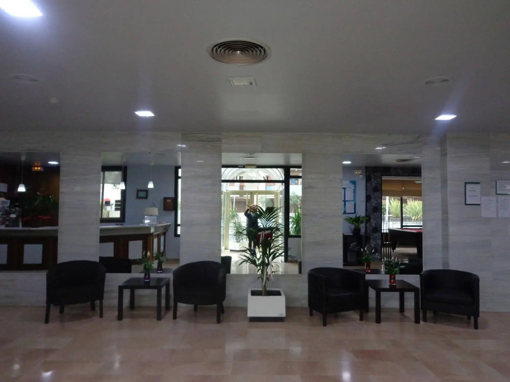 Hotel Montañamar