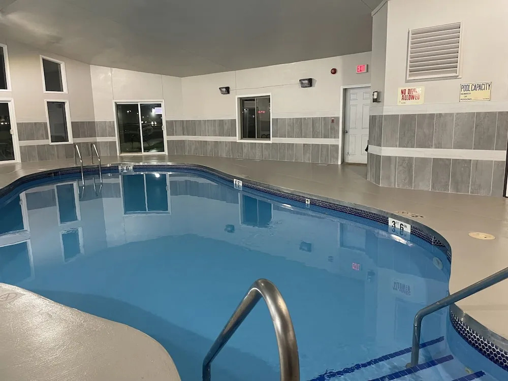 Clarion Pointe Tomah
