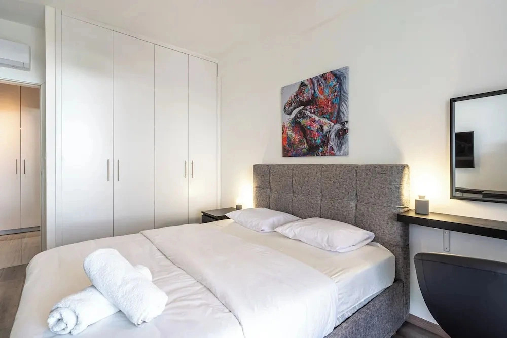 Sunflower 1-BR Apt. & Balcony in Larnaca