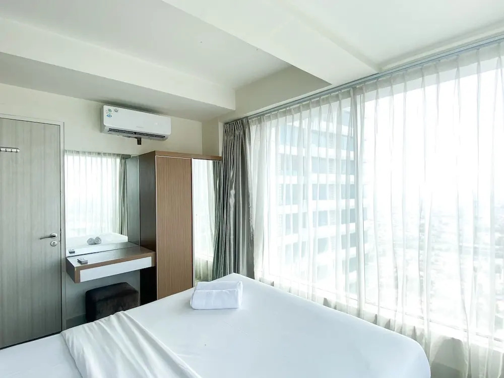 Modern Look 2Br At Grand Kamala Lagoon Apartment